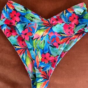 Skatie Melly Acapulco Bottom